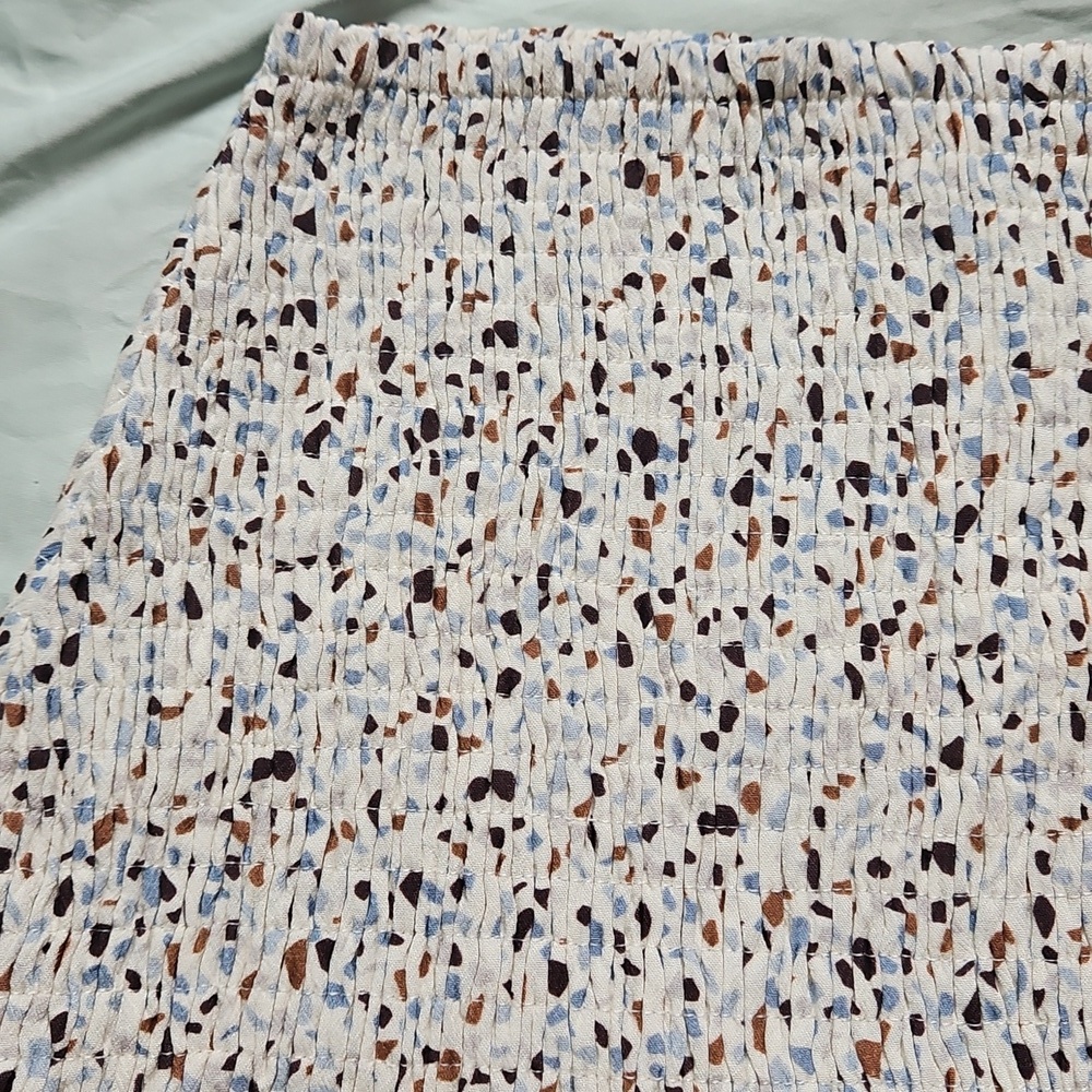 NWT Stellah Cream Patterned Mini Skirt, Size M - Picture 3 of 6